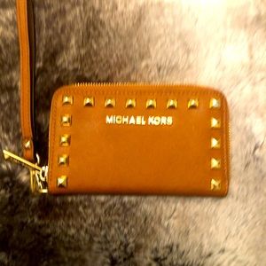 Michal Kors Wristlet